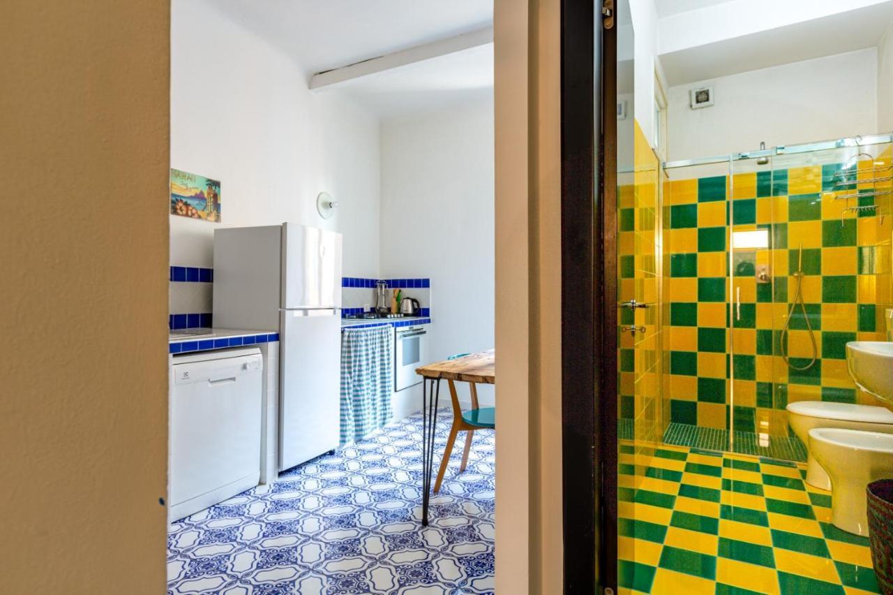 Porta Ticinese Colorful Apartment! Мілан Екстер'єр фото